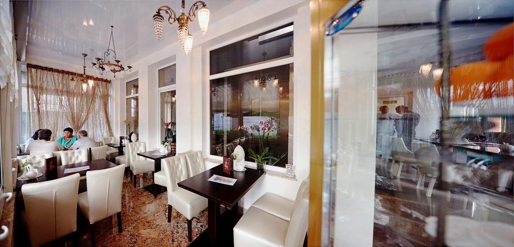 Hotel Afrodita Truskavets Dış mekan fotoğraf