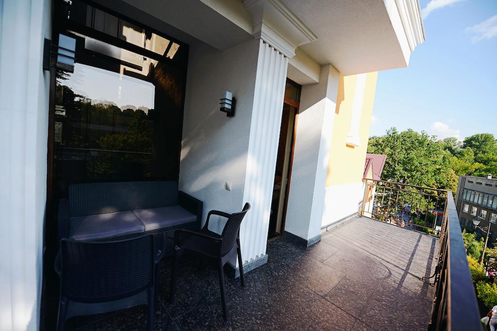Hotel Afrodita Truskavets Oda fotoğraf
