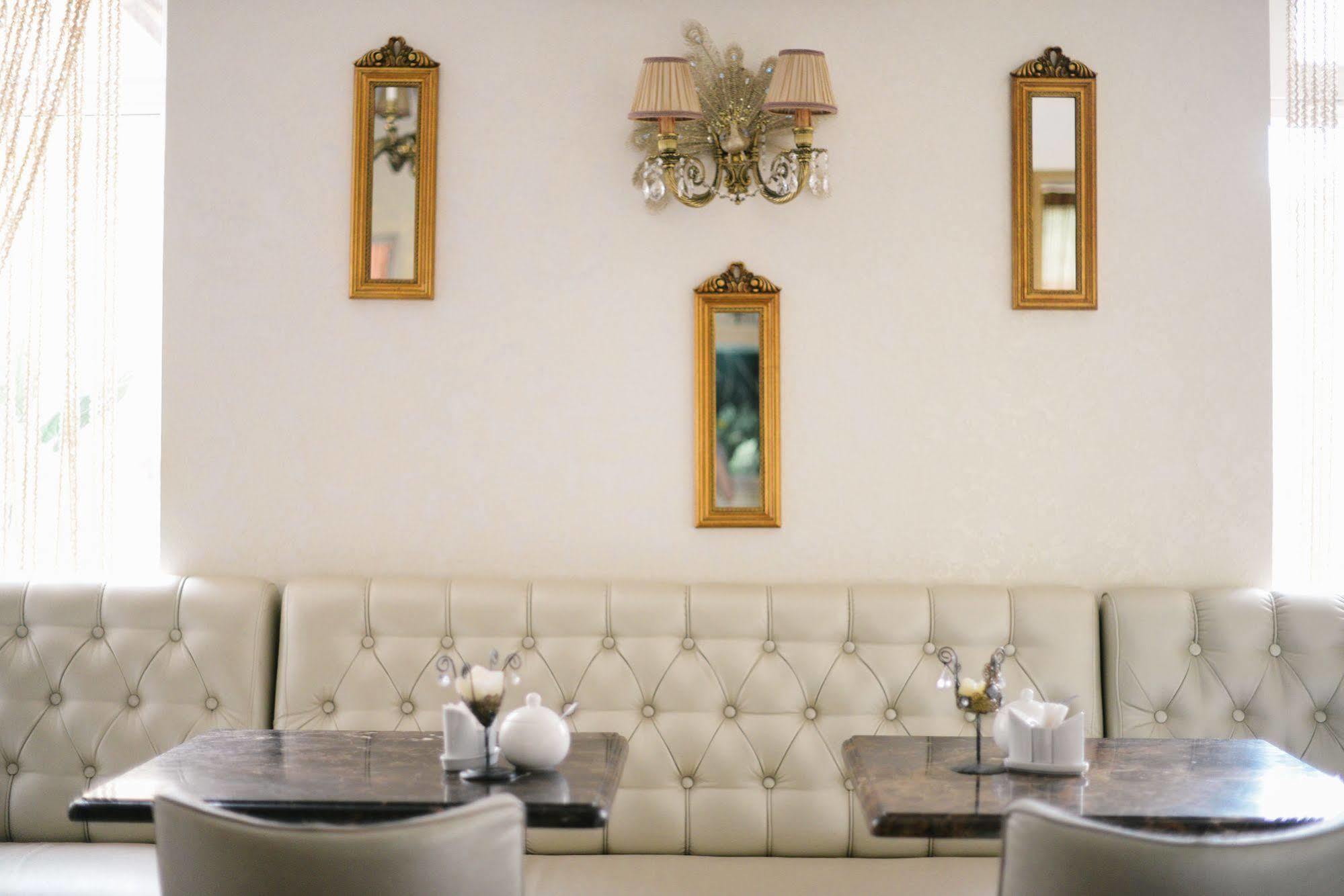 Hotel Afrodita Truskavets Dış mekan fotoğraf